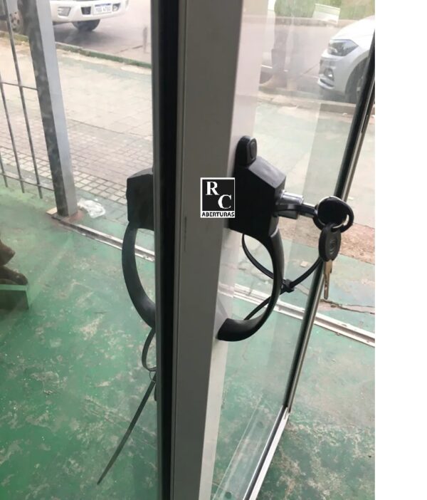 Cierre tipo tirador con LLAVE para ventana aluminio - Imagen 3